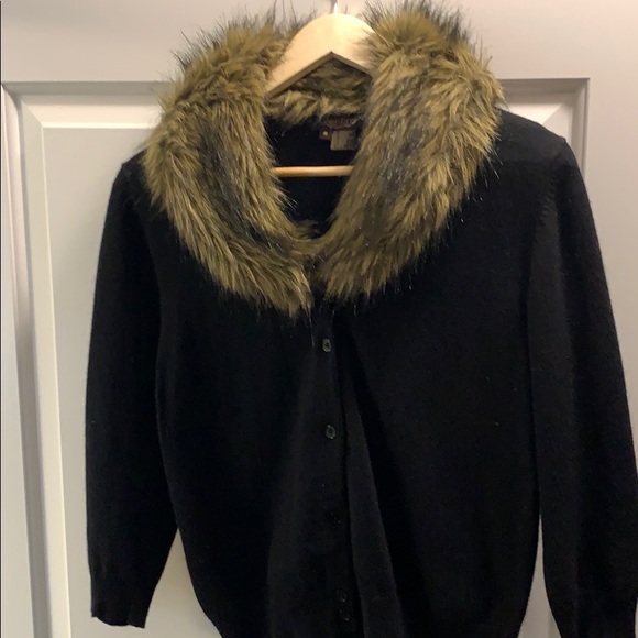 Black with fur trim collar cardigan - Picture 1 of 5